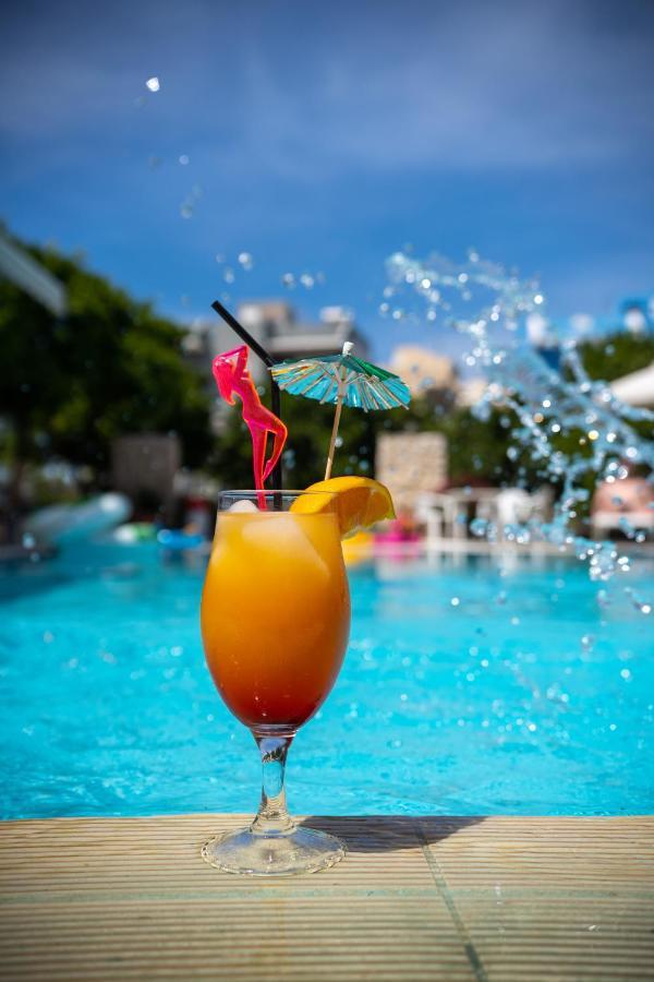 Ilyssion Holidays Hotel Ялисос Екстериор снимка
