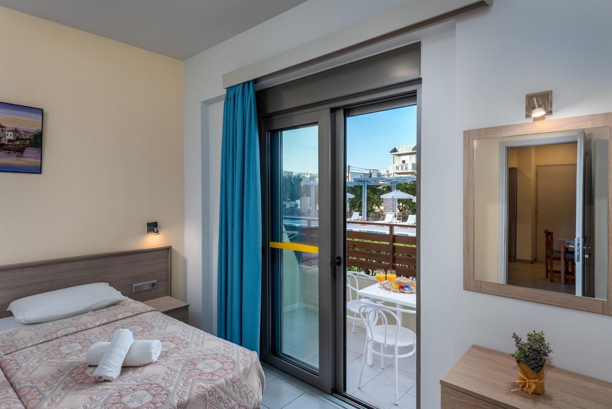 Ilyssion Holidays Hotel Ялисос Стая снимка