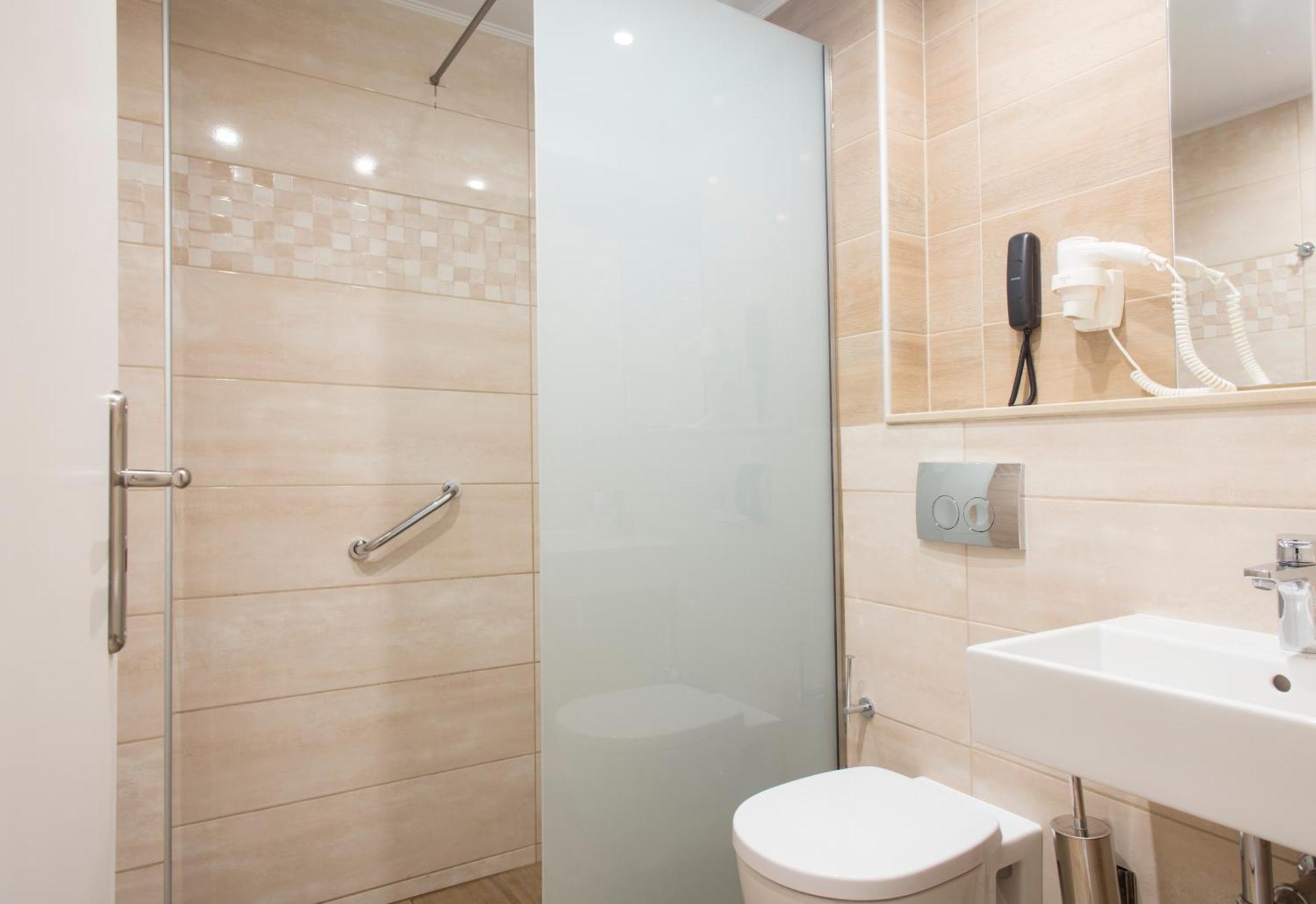 Ilyssion Holidays Hotel Ялисос Стая снимка
